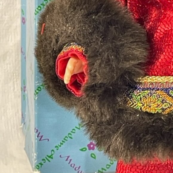 Rare Madame Alexander restrung 8" China Little Empress #11561 doll - Picture 4 of 11